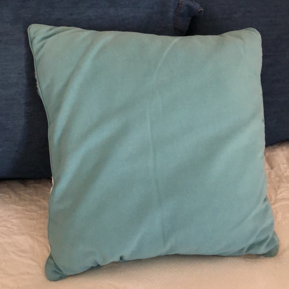 Embroidered Starfish Pillow - Picture 10 of 13